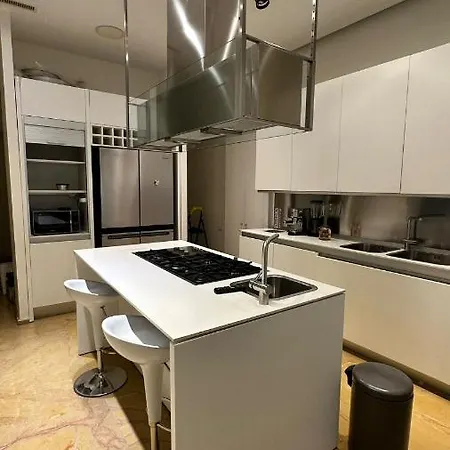 Luxury House With Parking