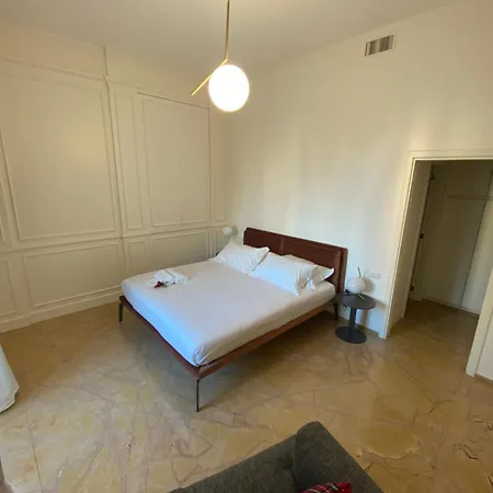 شقة Luxury House With Parking *