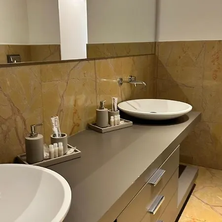 Appartement Luxury House With Parking