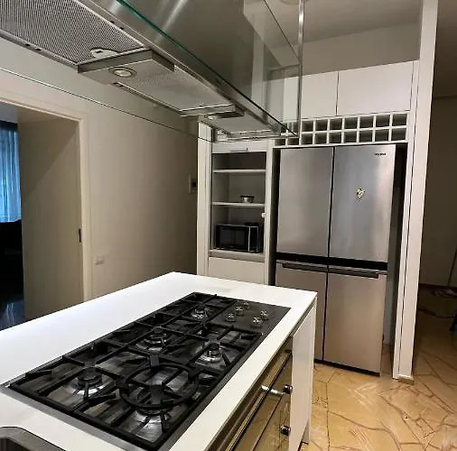 דירה Luxury House With Parking