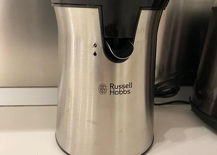 Luxury House With Parking דירה *